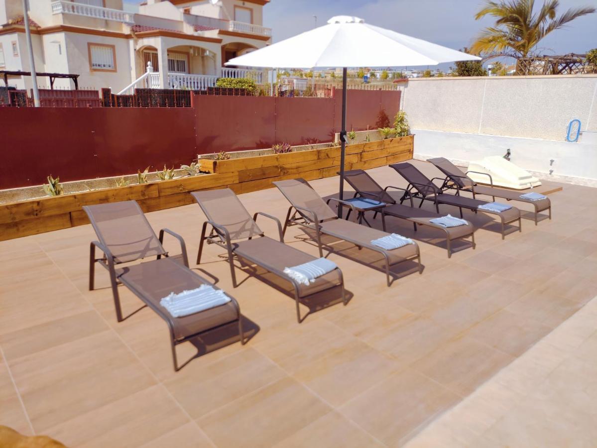 Magnífica villa con piscina La Marina-Oasis a 3km de la playa San Fulgencio Exterior foto